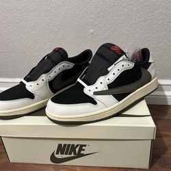 Jordan 1 Retro Low