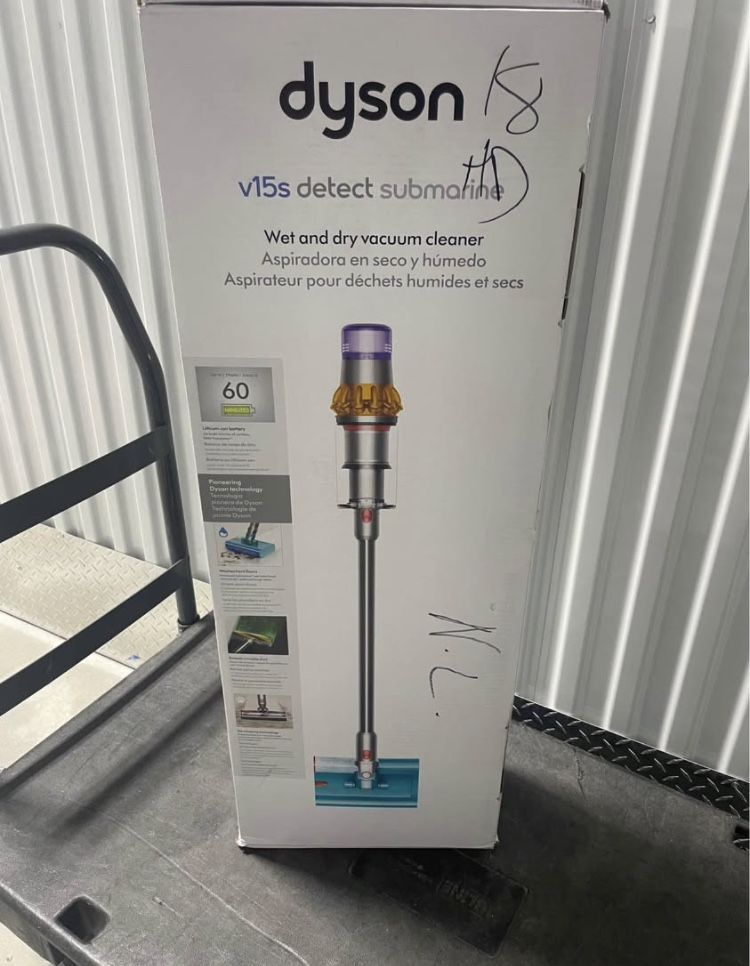 Dyson V15s Detect Submarine