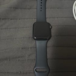 Apple Watch SE 44M Aluminum with original charger