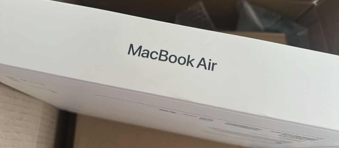 13-Inch MacBook Air (NEW, Factory Sealed)