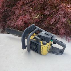 Vintage McCulloch 610 Chainsaw 