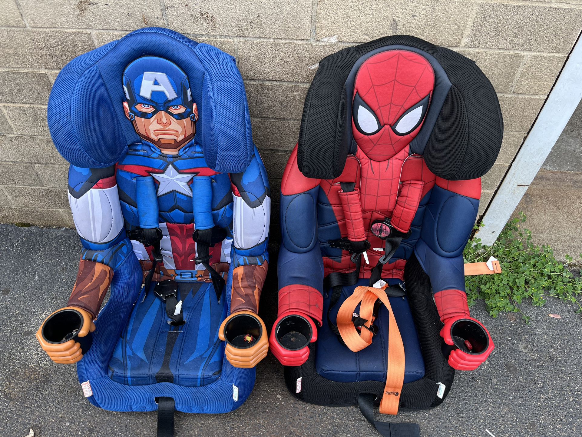 Captain America Kids Embrace 2 In 1 Forward Facing Harness Booster Seat 