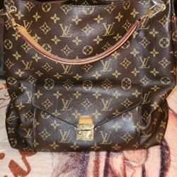 Authentic LV Purse
