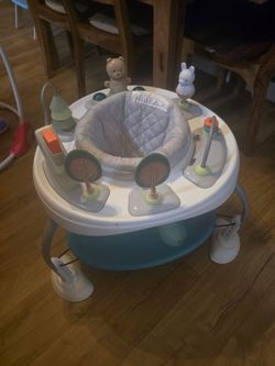 Baby activity center