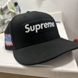 Supreme Hat 