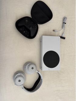 Xbox Series S with Steel Series Headset and Xbox Pro Controller
