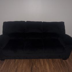 black couches 