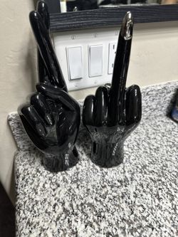 Z Gallerie Hand Status