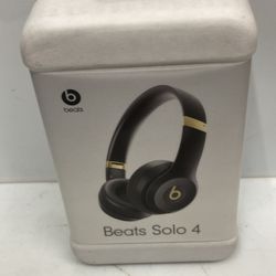 Beats Solo 4 Wireless Headphone Black & Gold New