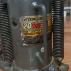 Pittsburgh 20ton  Air Jack 