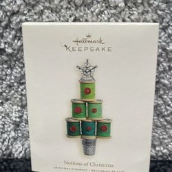 2007 Hallmark Keepsake Ornament Notions of Christmas Sewing Theme Home Decor New