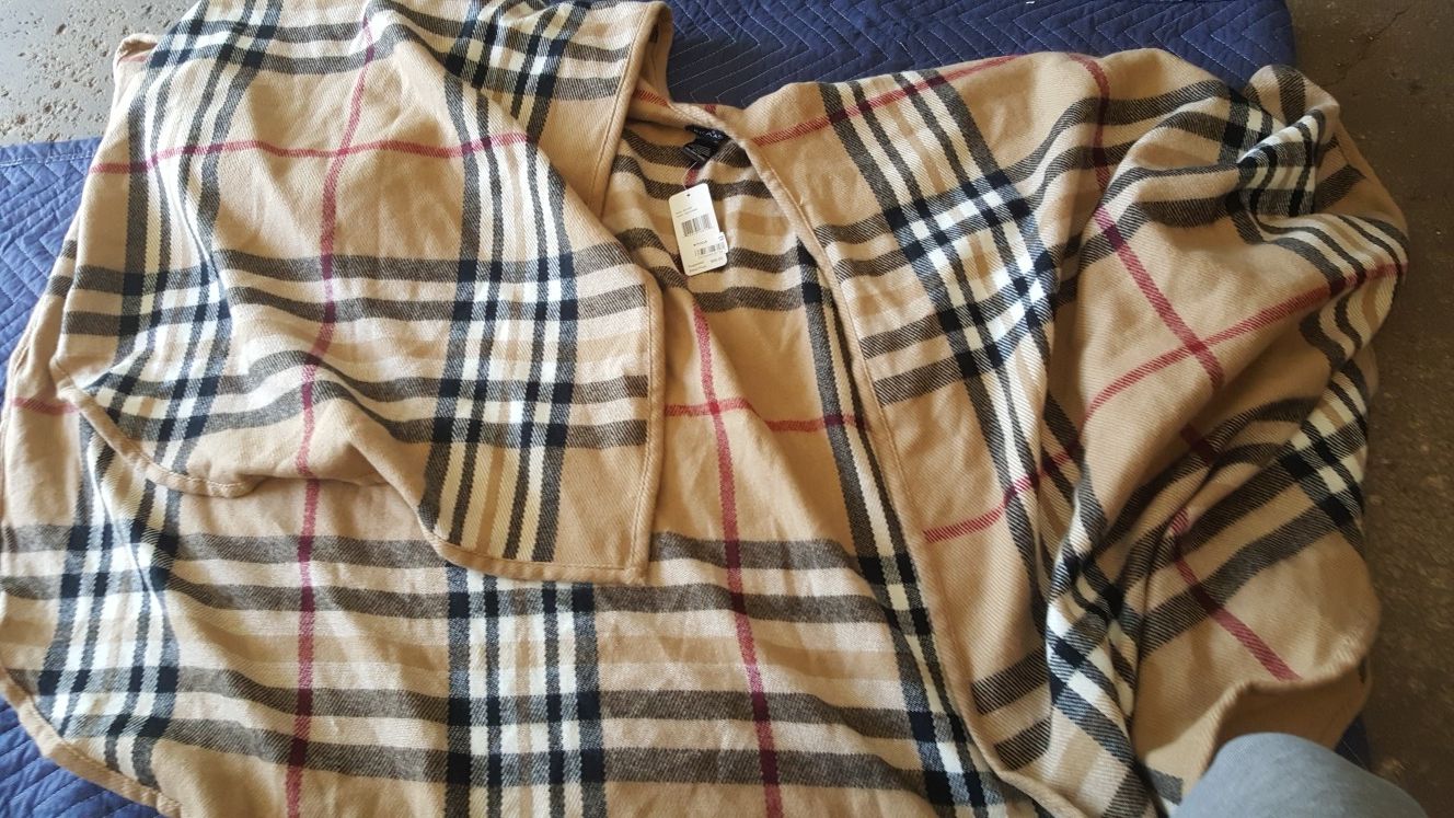 Women Pancho by fraas