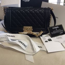 CHANEL CAVIAR QUILTED BOY BAG