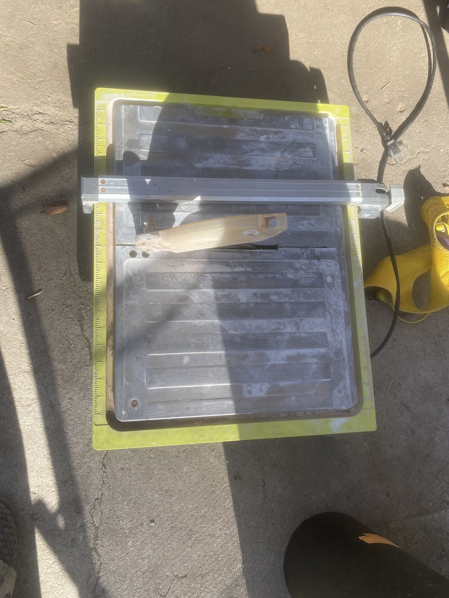Tile Cutter 