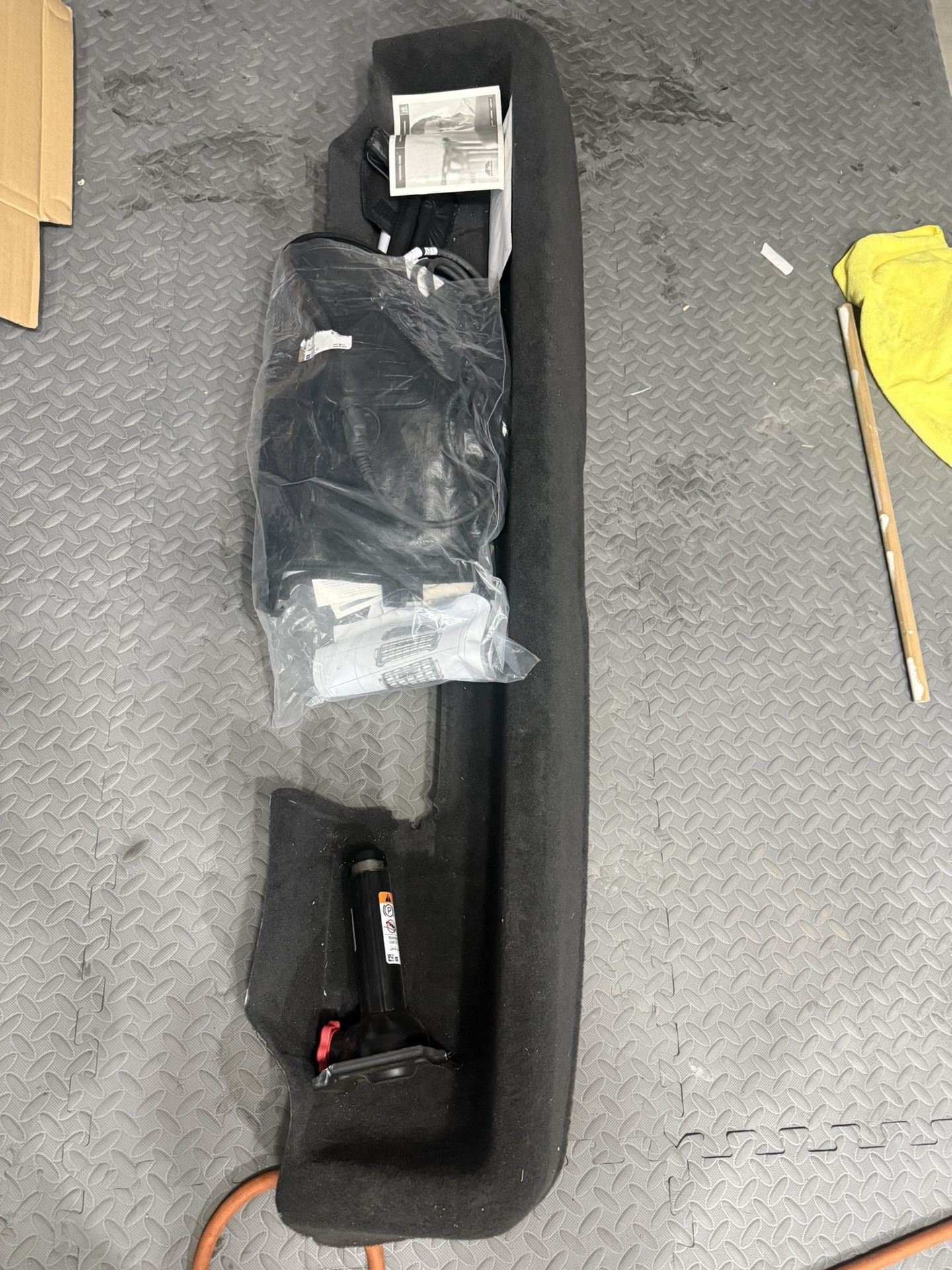 2020 GMC 2500 Under Seat Storage