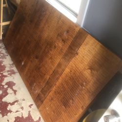Kitchen Table And 6 Leather Chairs