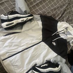Nike Air Max & Windbreaker 