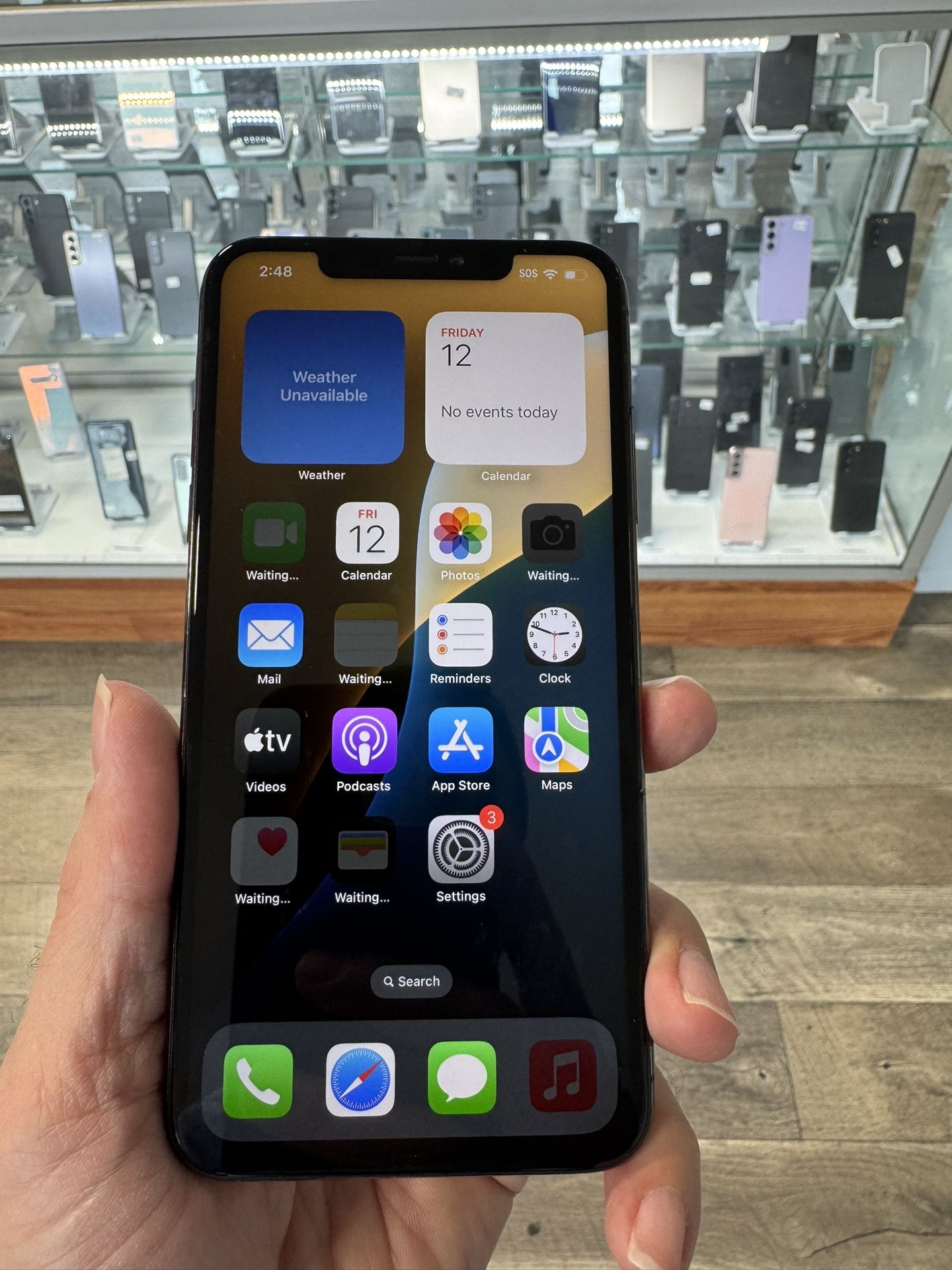 Unlocked iPhone 11 Pro Max  - Desbloqueado 