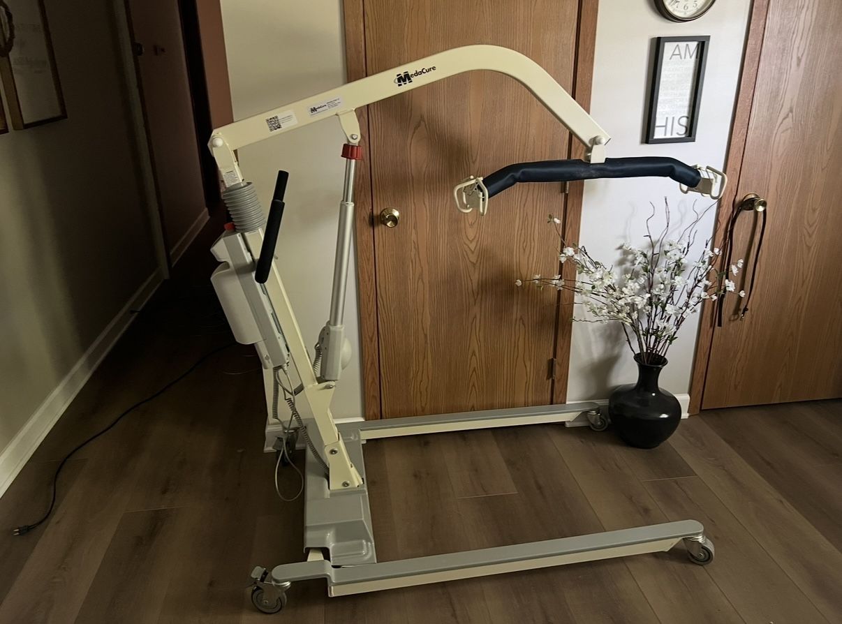 Electric Hoyer Lift With Weight Scale