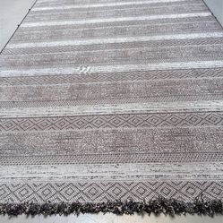 Origin21 7.5x10 Neutral Geometric Stripe