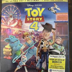 Toy Story 4 Blu Ray + 4K Ultra HD + Digital Code