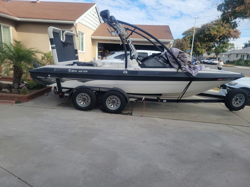 2000 Bluewater Mirage