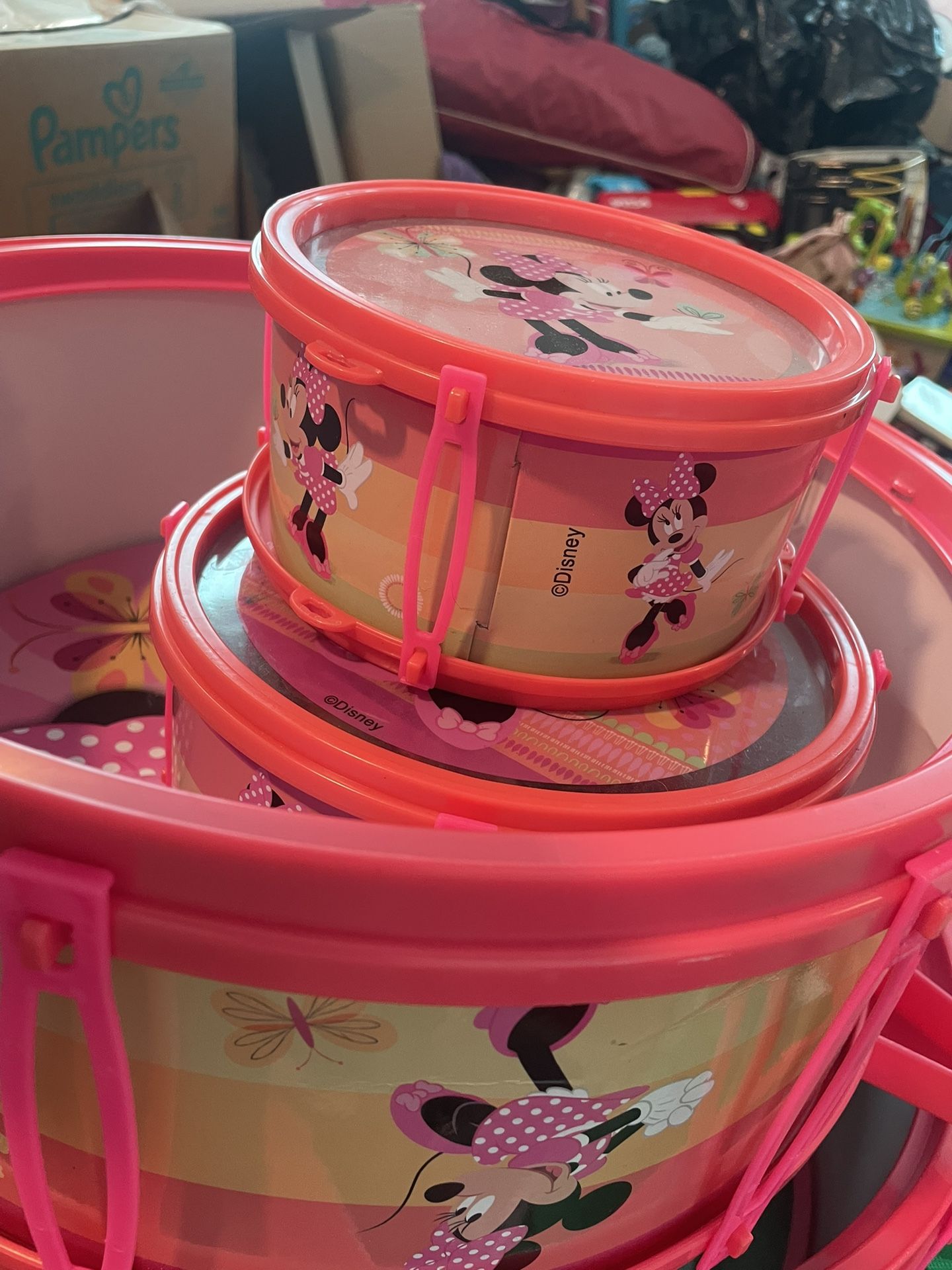4 Minnie Mouse drums