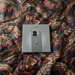 NEW GOOGLE PIXEL 10  PRO FOLD FACTORY UNLOCKED & SEALED! 256 GB