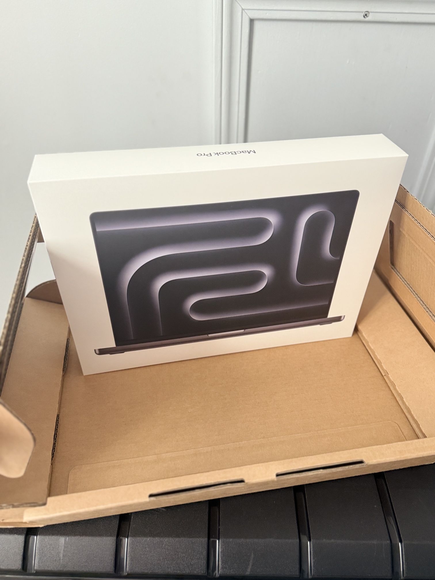 NEW 16” MacBook Pro - M4 Pro Chip / 48GB Ram / 1TB SSD