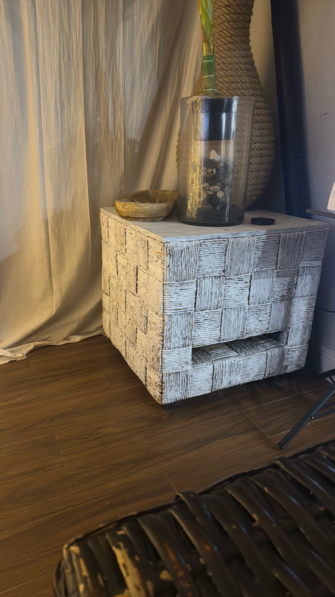 A Coffee Tables & 2 End Tables