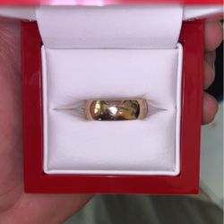 MENS GOLD RING