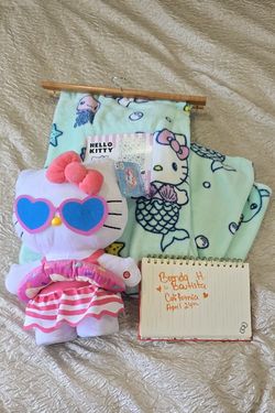 Hello Kitty Mermaid Blanket & Summer Stepper