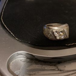 Potential 4 Stone Unknown Stone And Metal 