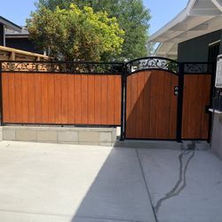 Metal Doors And Wood Doors 
