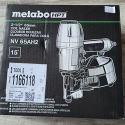 Metabo 2-1/2-in 15 -Degree Pneumatic Siding Nailer #8421