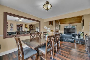 7 Piece Dining Set