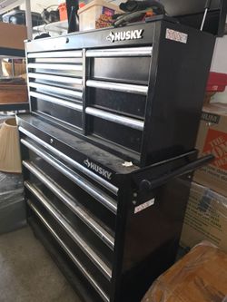 HUSKY rolling tool box with tools