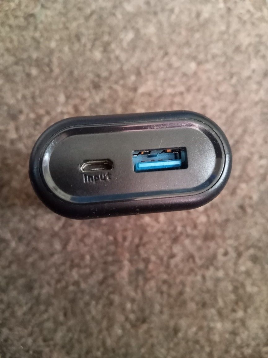 Portable Cell Phone Charger Works Good $8.00