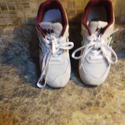 Unisex Sneakers Size 1