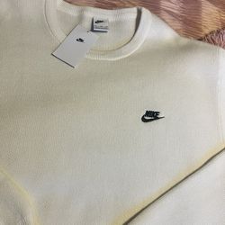 Nike Sweater