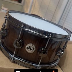 DW SNARE AND CASE 