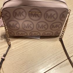 New  Without Tags Michael Kors Leather Shoulder/Crossbody Purse