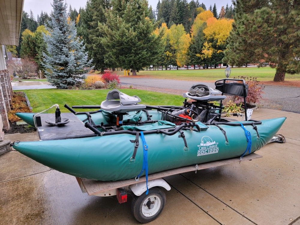 Creek Company ODC 1220 2 Person Pontoon Boat for Sale in Redmond, WA -  OfferUp