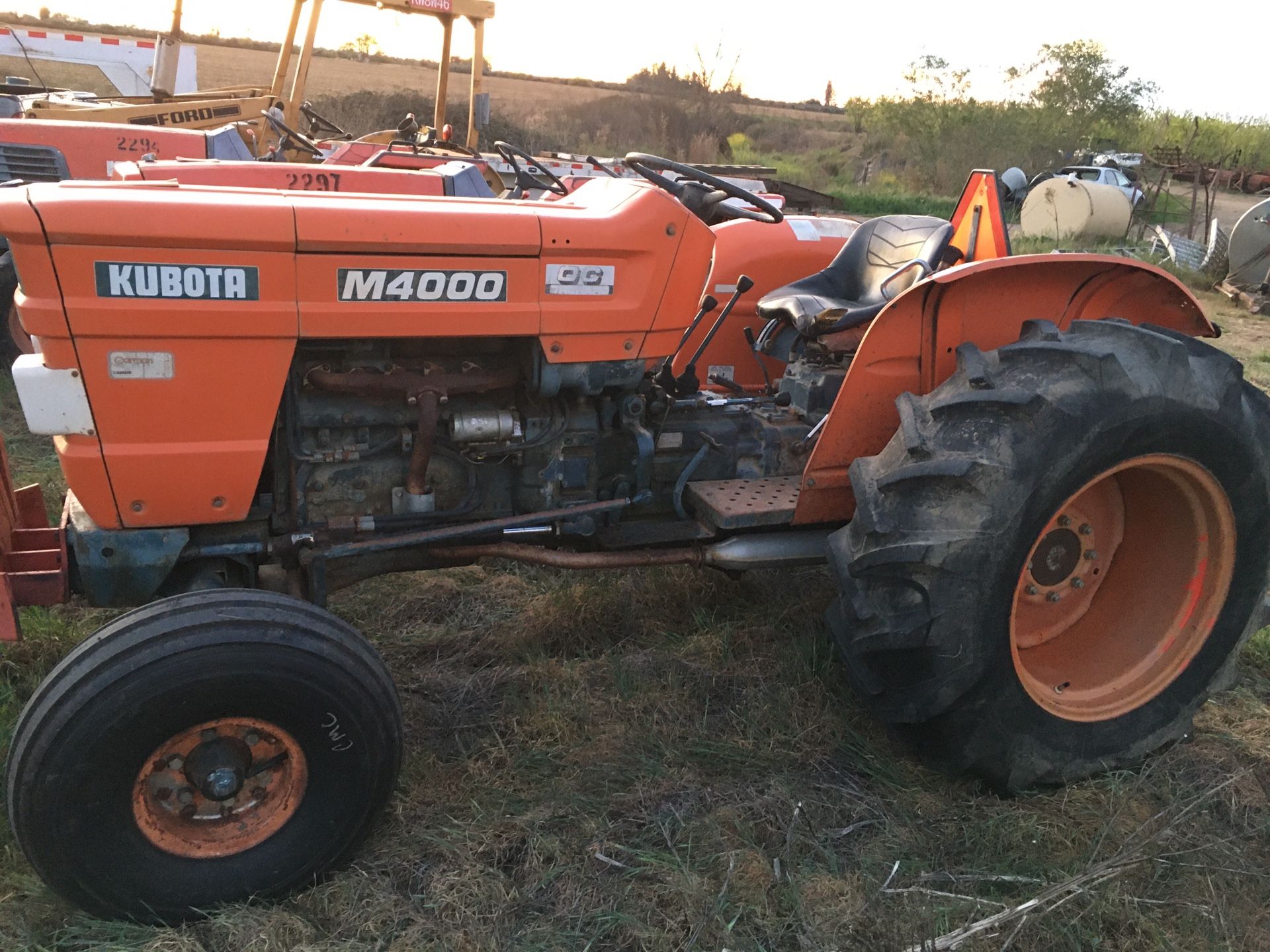 Kubota M4000 orchard tractor for Sale in Reedley, CA - OfferUp