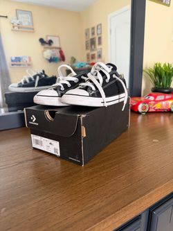 Toddler converse 10c