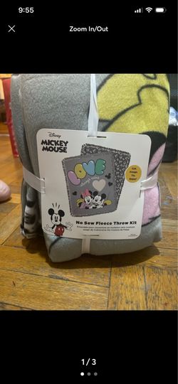 Disney Mickey Mouse Fleece Blanket Kit 48”x 70”