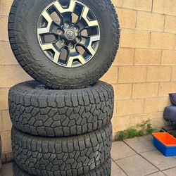 TOYOTA TACOMA RINES Y LLANTAS