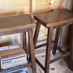 Set Of Two 2 Wood Bar Kitchen Stools 