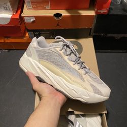 Adidas Yeezy 700 Cream size 12 USED But Clean 