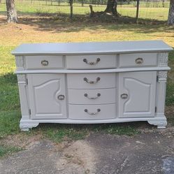refinished buffet dresser tv Stand Very quiet 